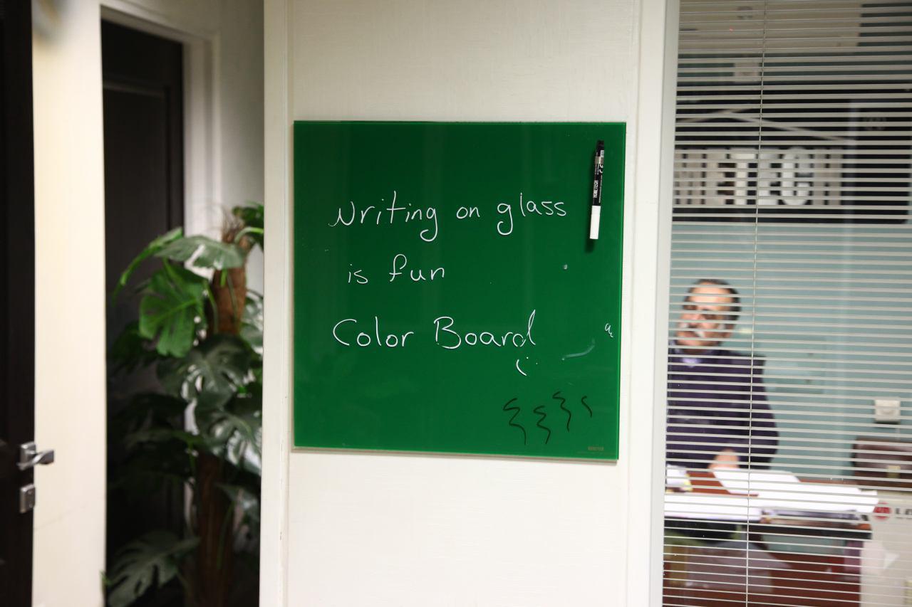 کالربرد شیشه ای مغناطیسی سوپر کلیر ۴۵x۴۵ سانتیمتر کالربرد شیشه ای مغناطیسی سوپر کلیر ۴۵x۴۵ سانتیمتر